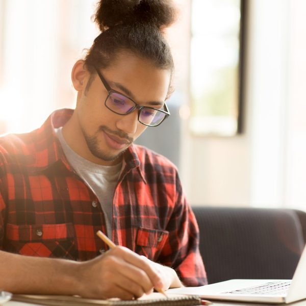 Organizing work Solicitud de Becas